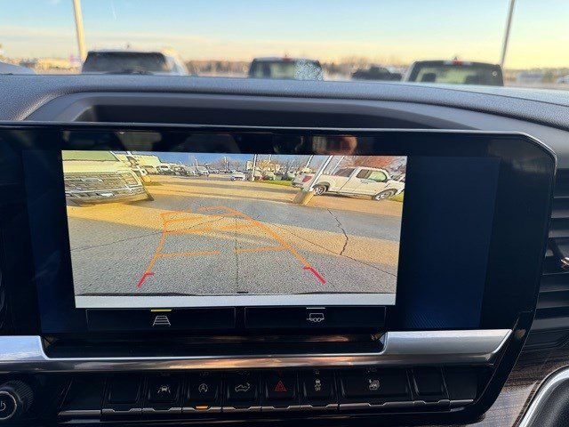 Used 2025 Chevrolet Silverado 1500 LT image 15