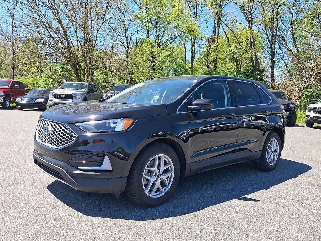 Certified 2024 Ford Edge SEL AWD/4WD image 3