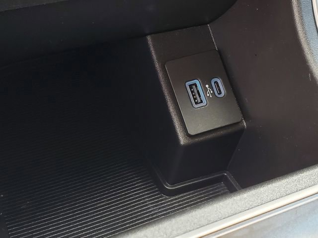 Certified 2023 Ford Edge SEL image 23