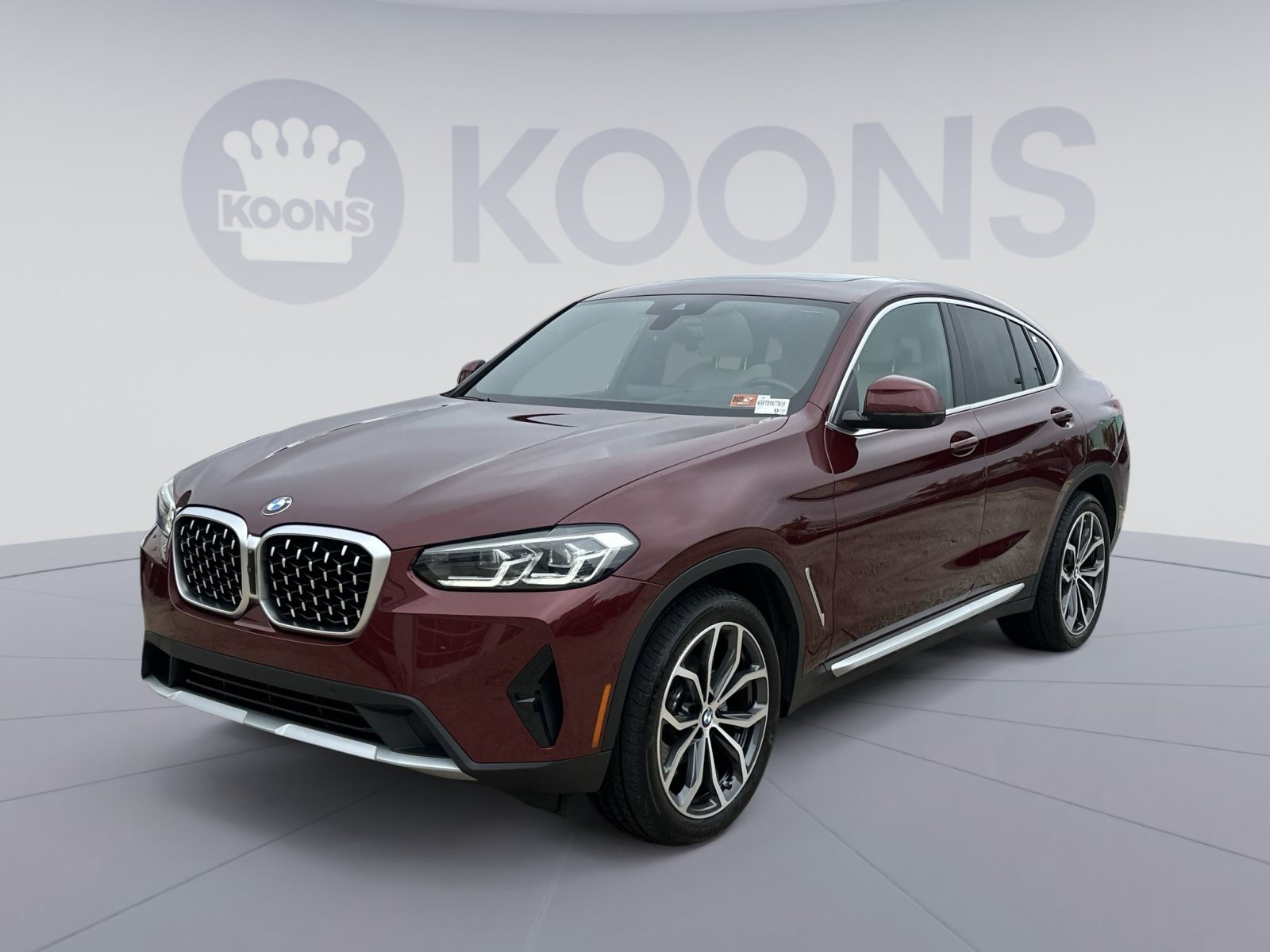 Used 2025 BMW X4 xDrive30i w/ Premium Package AWD/4WD image 1
