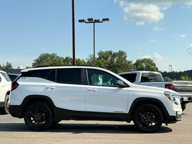 Used 2024 GMC Terrain SLE w/ Driver Convenience Package AWD/4WD image 40