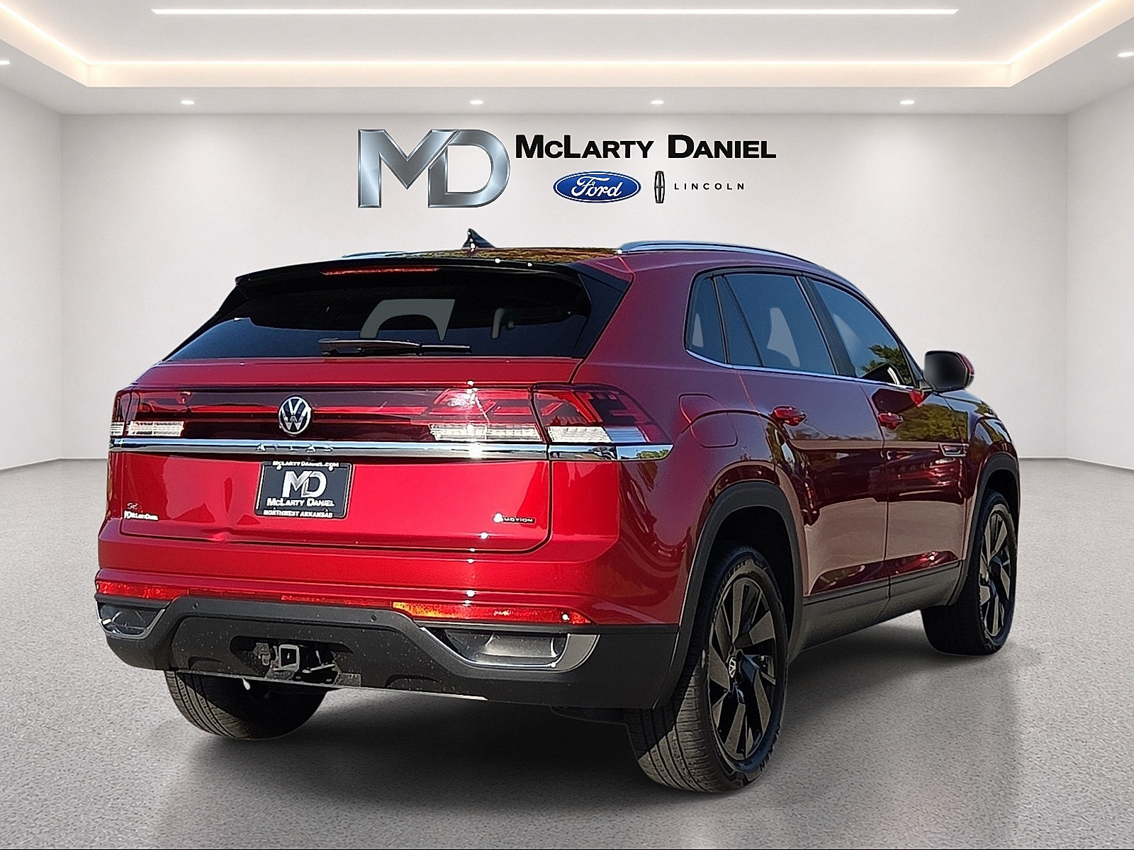 Used 2024 Volkswagen Atlas Cross Sport SE AWD/4WD image 5