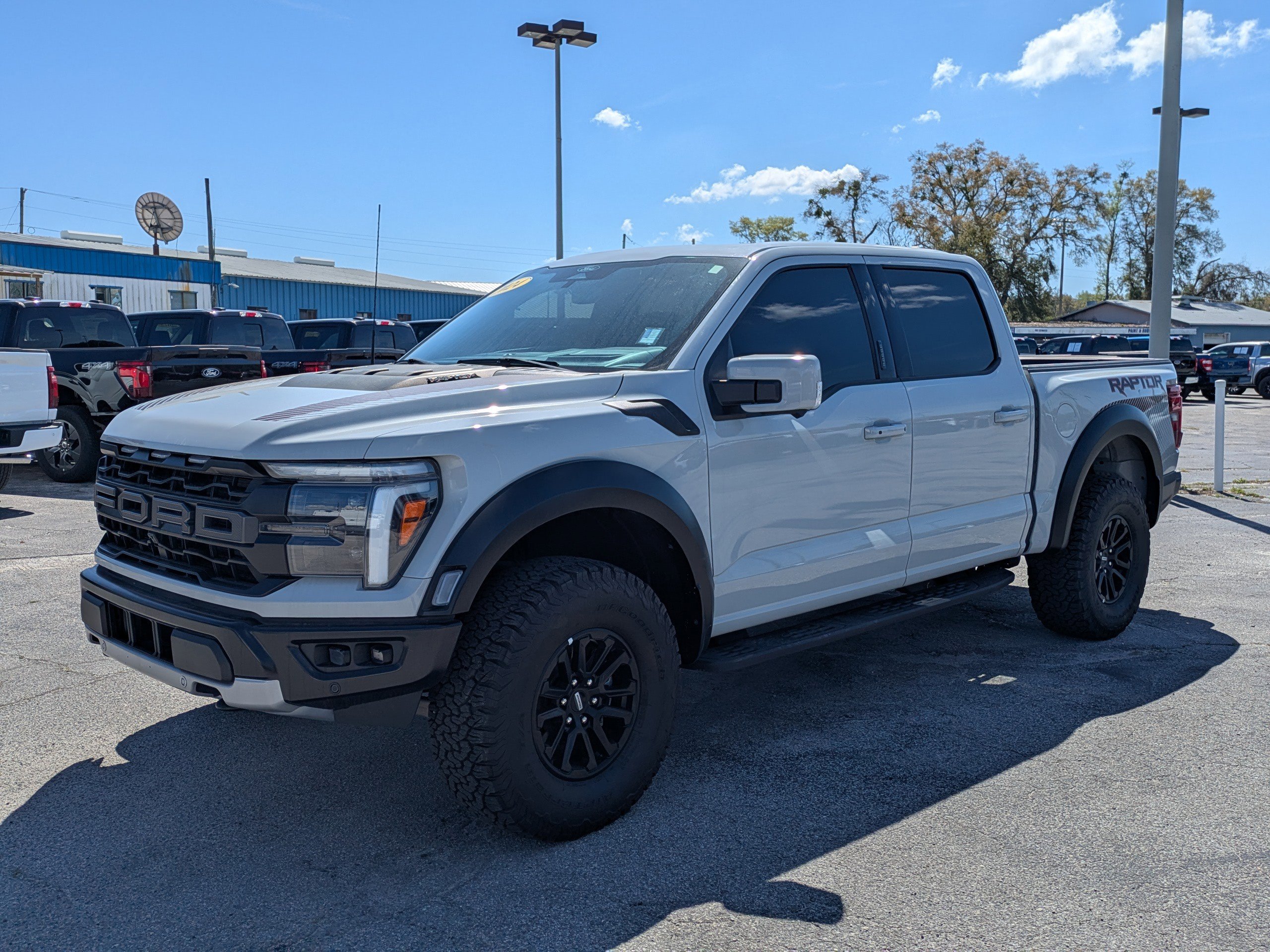 Certified 2024 Ford F150 Raptor AWD/4WD image 7
