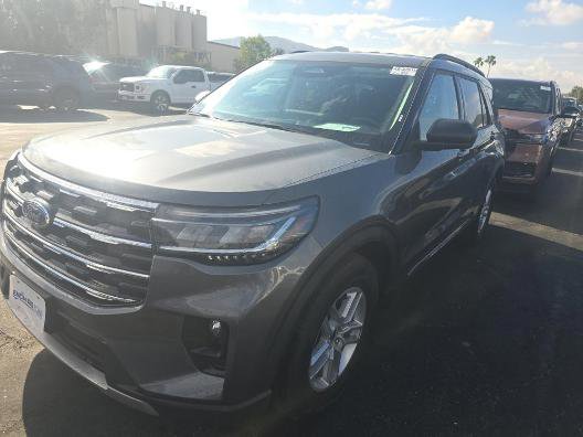 Certified 2025 Ford Explorer Active w/ Active Comfort Package RWD image 1