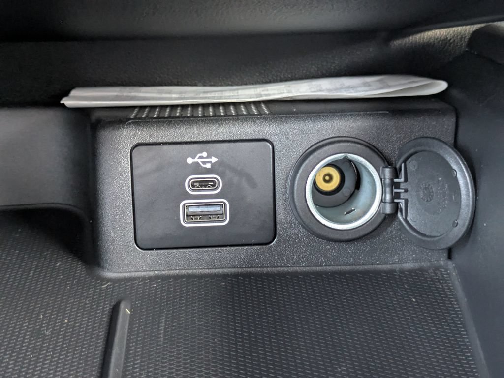 Certified 2024 Ford Escape Active FWD image 21