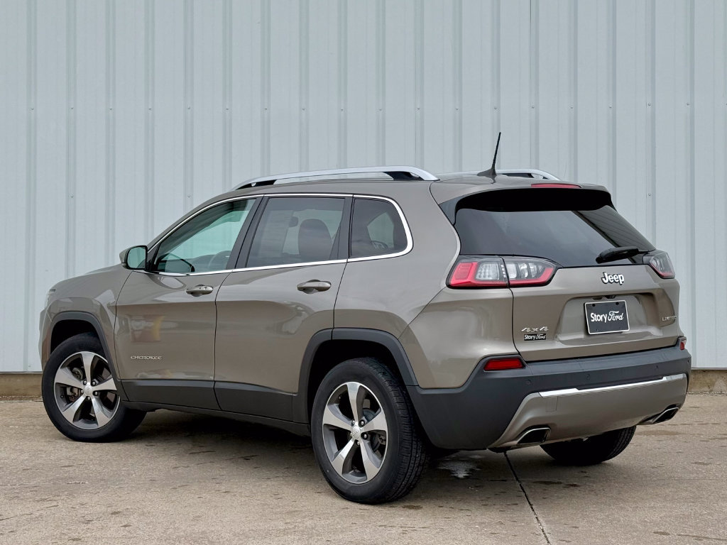 Used 2019 Jeep Cherokee Limited AWD/4WD image 4