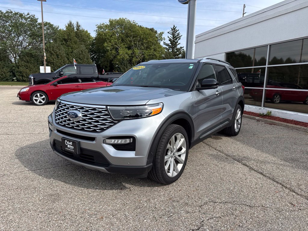 Certified 2022 Ford Explorer Platinum w/ Equipment Group 601A AWD/4WD image 7