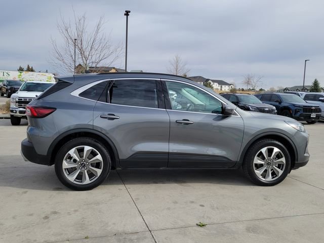 Certified 2025 Ford Escape Platinum AWD/4WD image 4