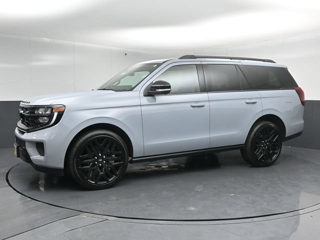 Certified 2026 Ford Expedition Platinum w/ Stealth Performance Package AWD/4WD image 4