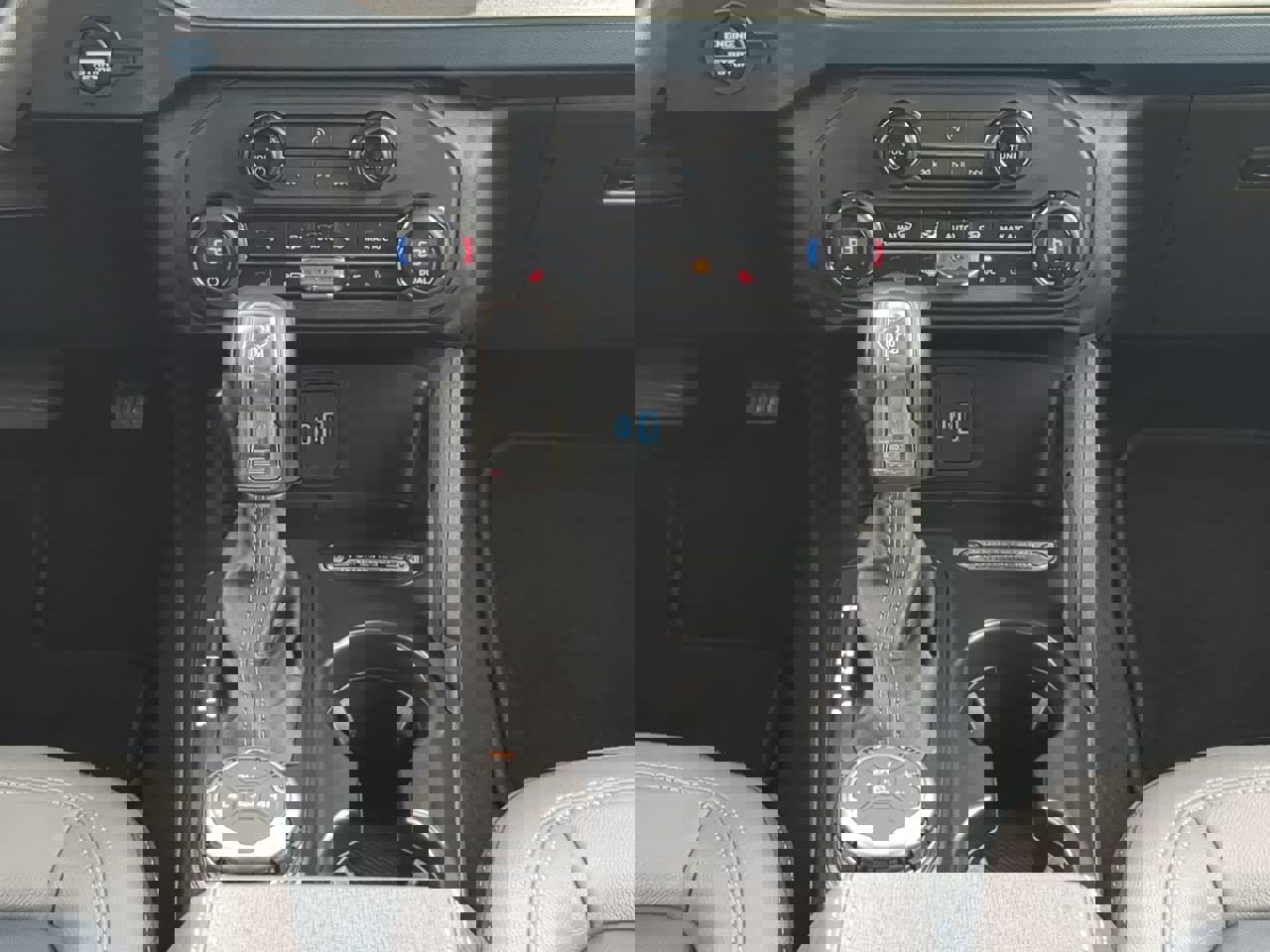 Certified 2024 Ford Bronco Outer Banks image 17