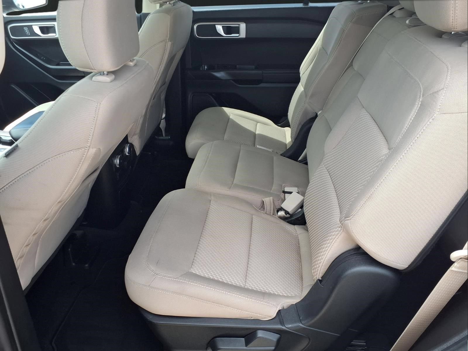 Certified 2021 Ford Explorer 2WD image 14