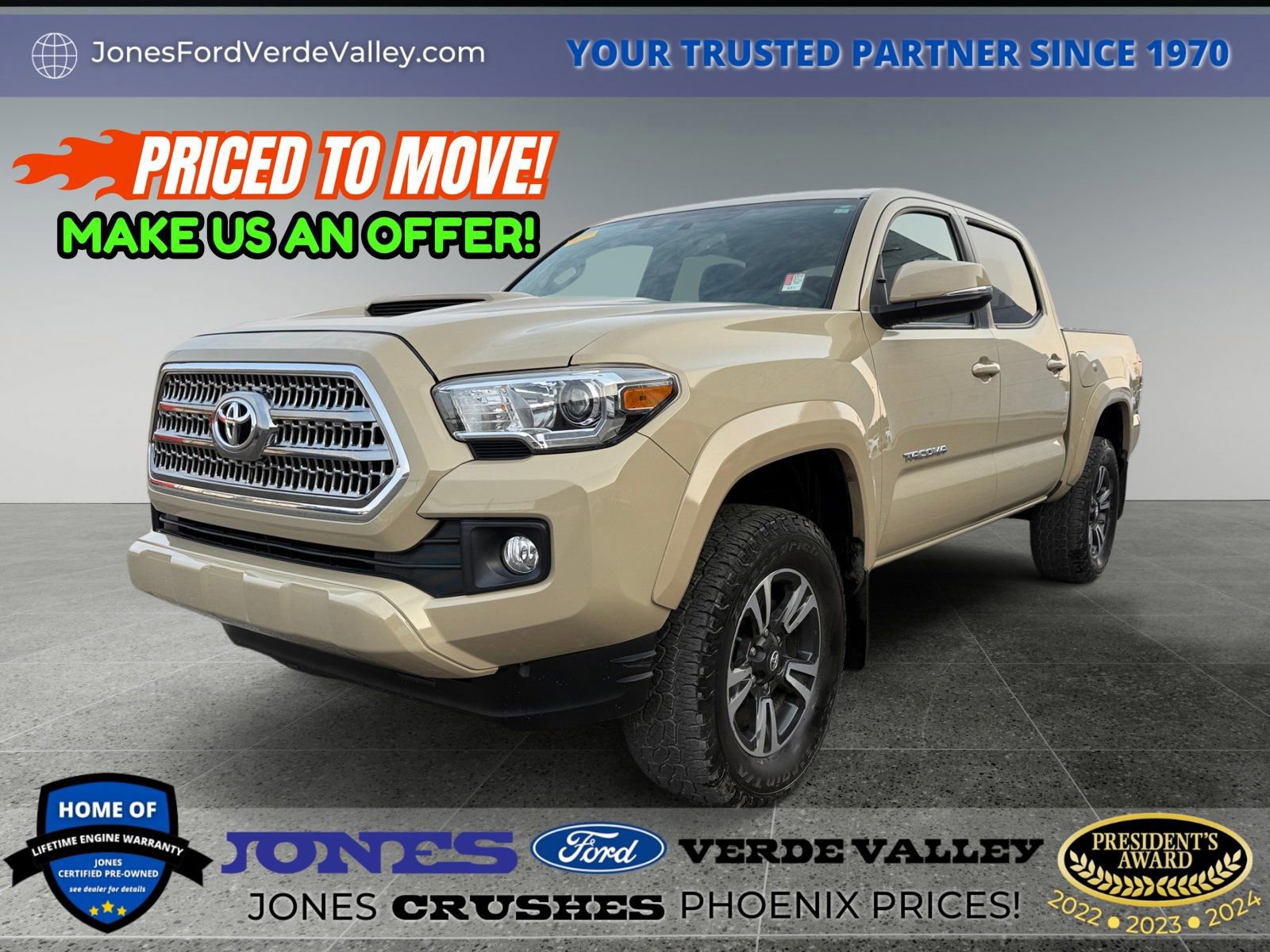 Used 2017 Toyota Tacoma TRD Sport image 7