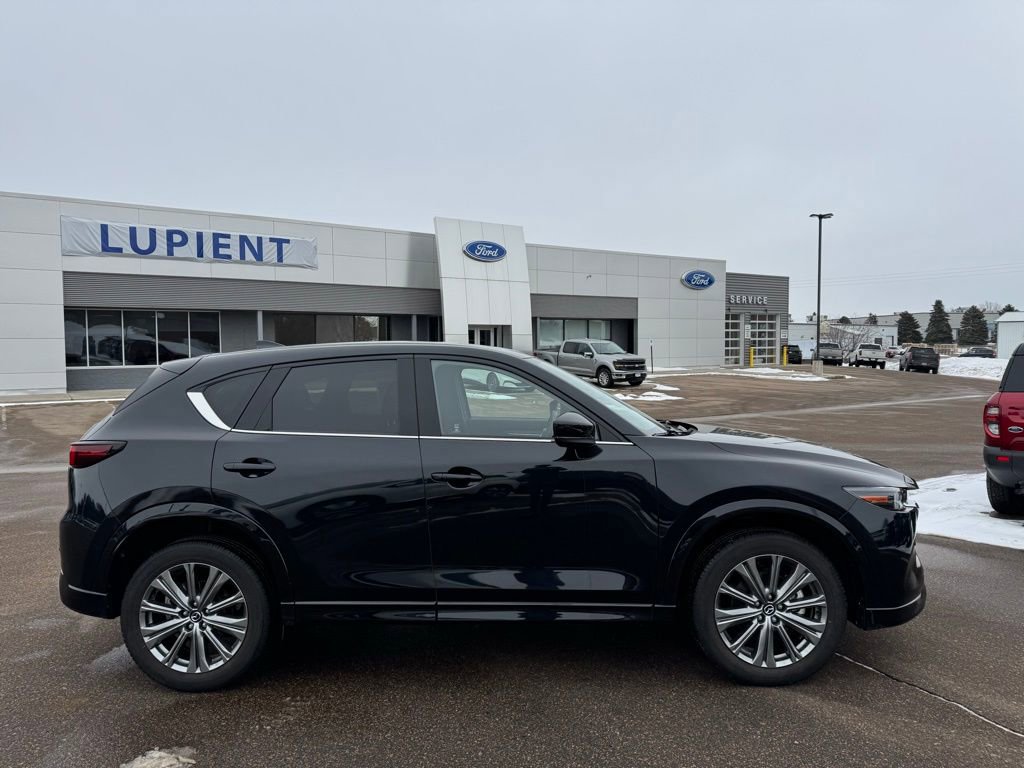 Used 2025 MAZDA CX-5 Signature image 2