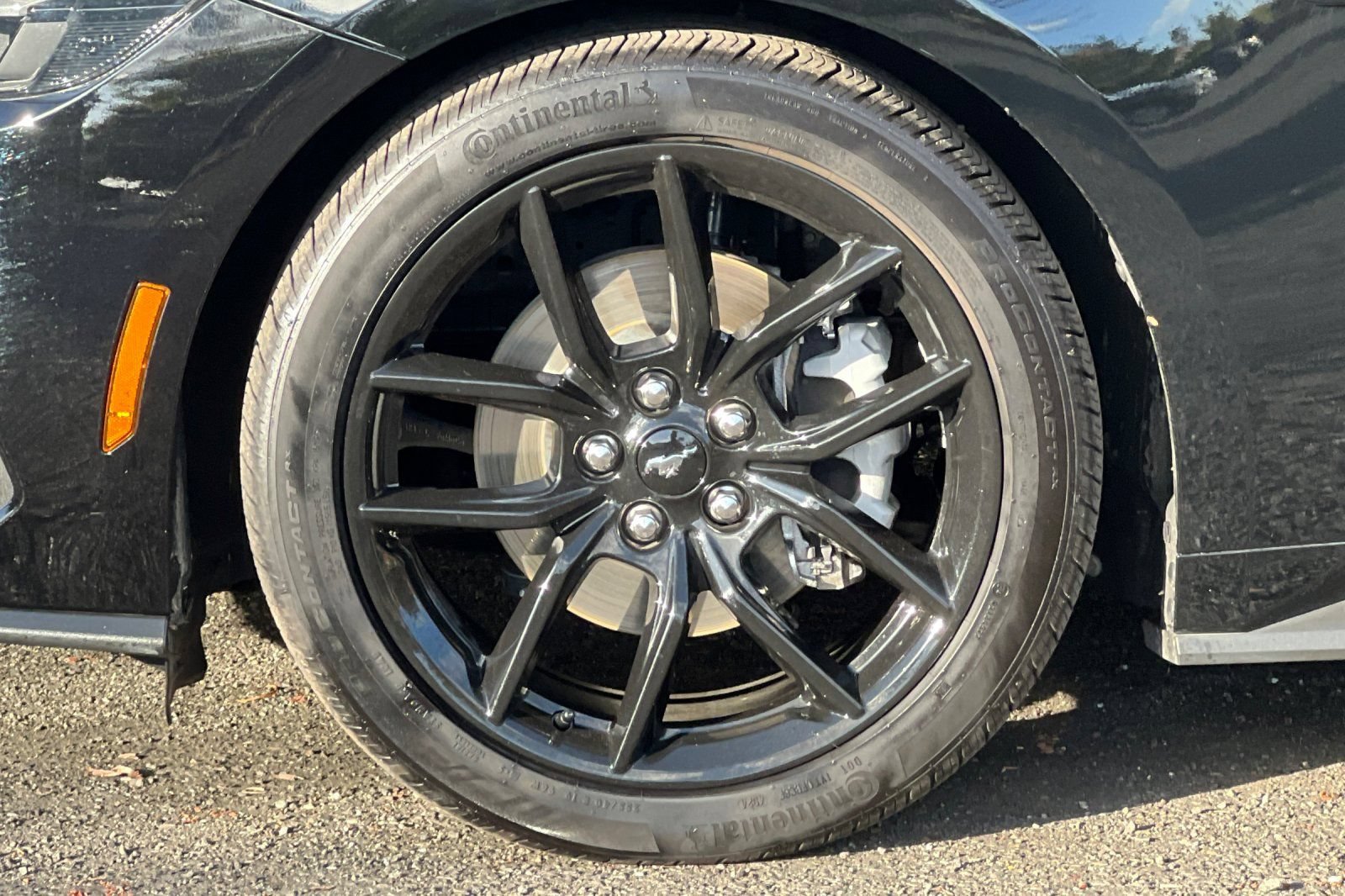 Certified 2025 Ford Mustang Coupe RWD image 39
