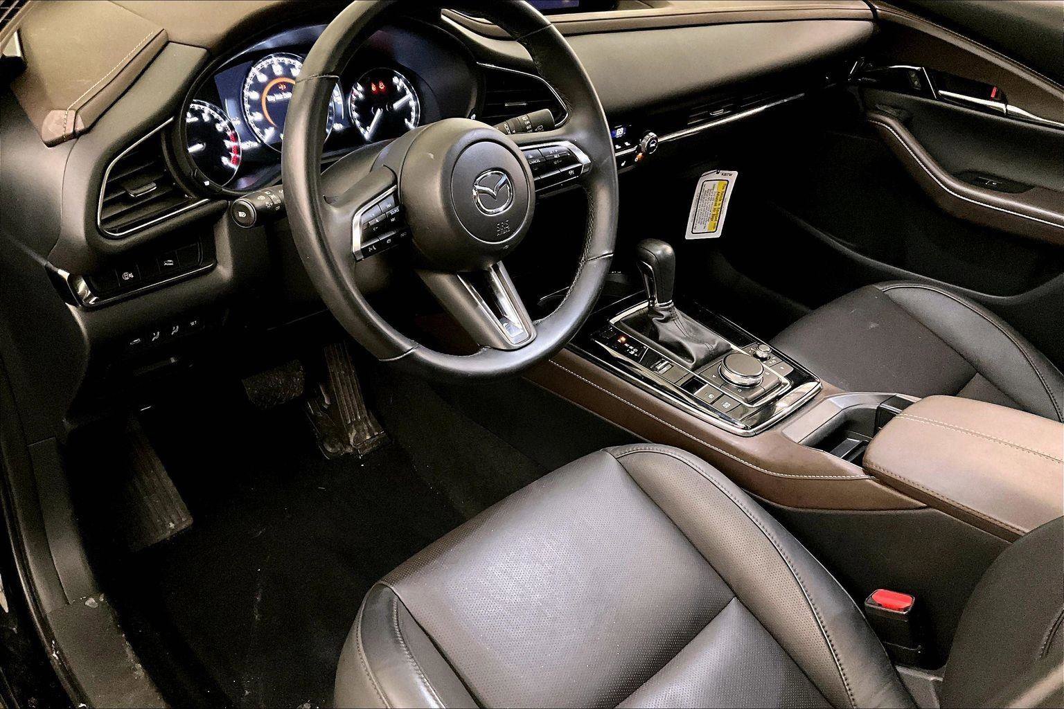 Used 2025 MAZDA CX-30 AWD 2.5 S w/ Premium Package image 12