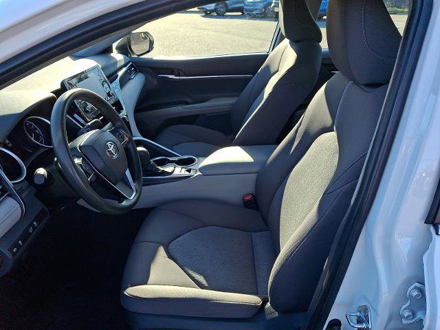 Used 2022 Toyota Camry LE image 13