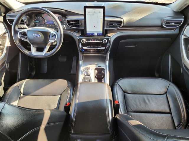 Certified 2022 Ford Explorer Limited w/ Limited Technology Package image 13