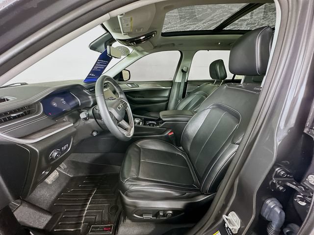 Used 2022 Jeep Grand Cherokee L Limited w/ Luxury Tech Group II AWD/4WD image 31