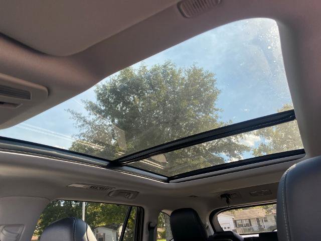 Used 2024 Toyota Highlander Platinum image 26