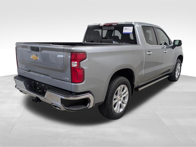 Used 2025 Chevrolet Silverado 1500 LTZ AWD/4WD image 21