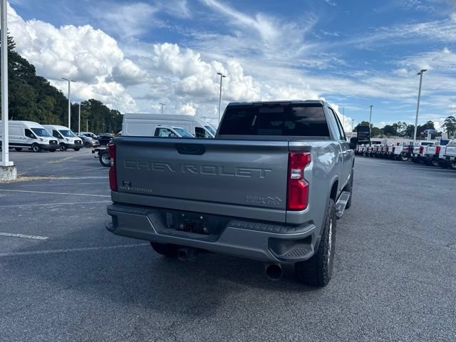 Used 2024 Chevrolet Silverado 2500 High Country w/ Technology Package AWD/4WD image 5