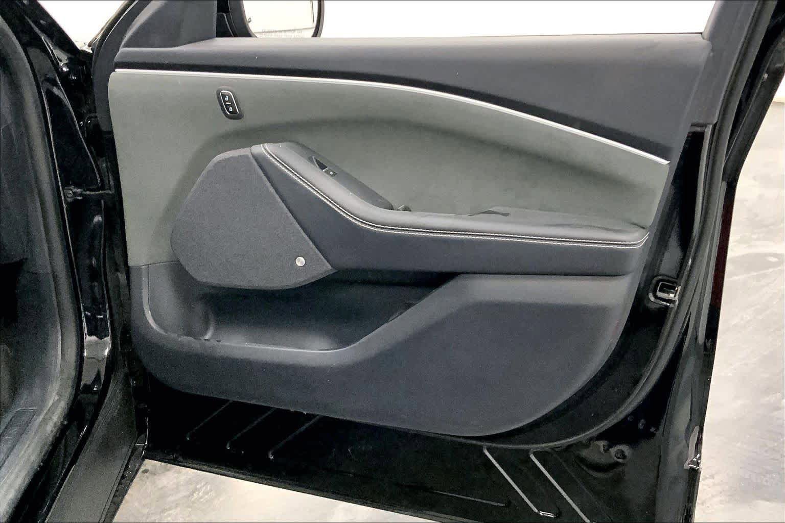 Certified 2025 Ford Mustang Mach-E GT AWD/4WD image 19
