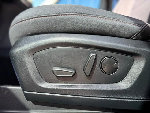 Certified 2025 Ford Explorer Active image 12