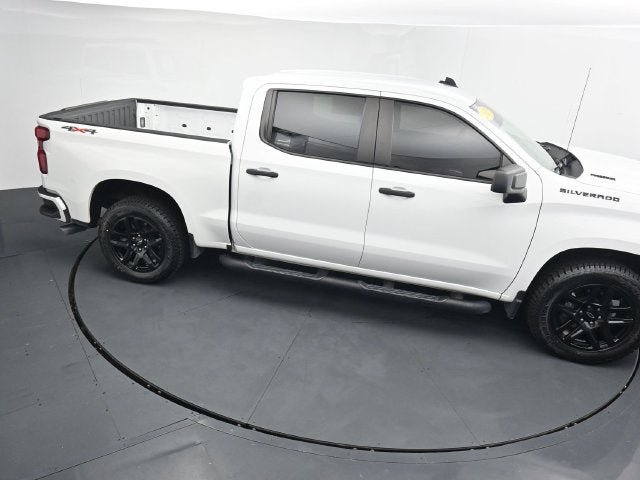 Used 2025 Chevrolet Silverado 1500 Custom w/ Turbomax Blackout Package AWD/4WD image 30