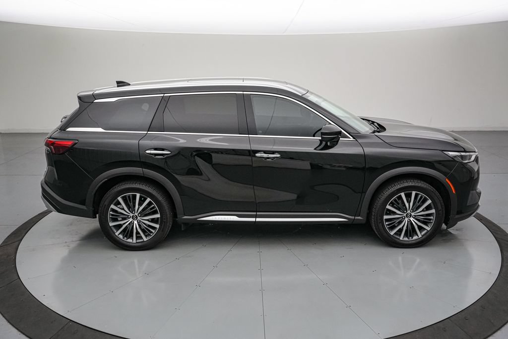 Used 2022 INFINITI QX60 Sensory AWD/4WD image 3