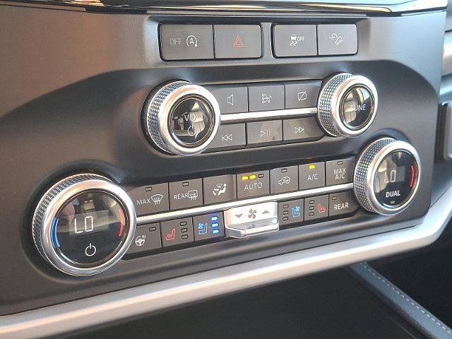 Certified 2024 Ford Expedition Max XLT image 16