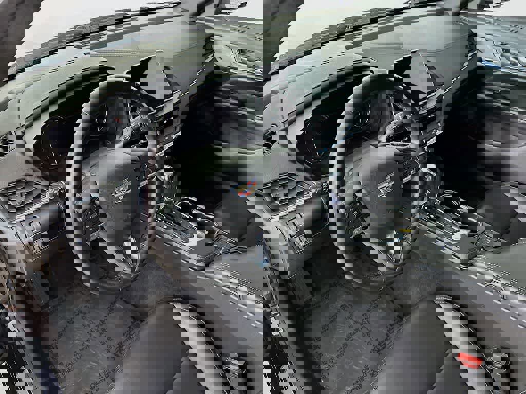 Used 2020 Cadillac CT4 Luxury w/ Cold Weather Package image 9