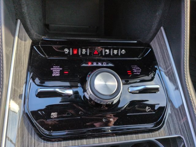 Used 2022 Jeep Wagoneer Series III AWD/4WD image 50