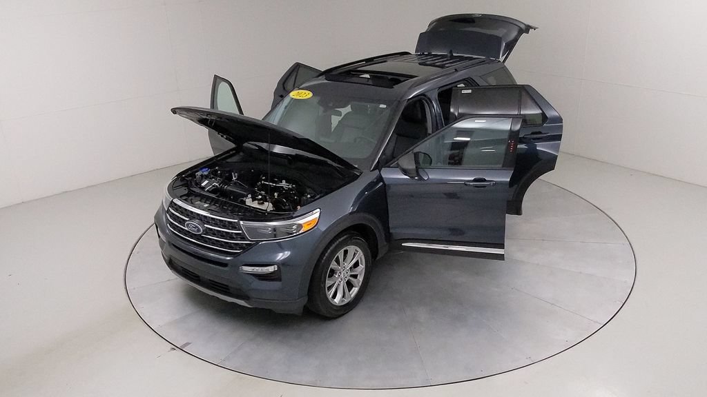 Certified 2023 Ford Explorer XLT w/ Equipment Group 202A AWD/4WD image 46