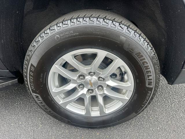 Used 2024 Chevrolet Suburban LS RWD image 14