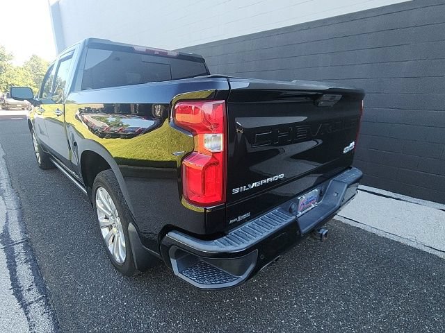 Used 2019 Chevrolet Silverado 1500 High Country w/ Technology Package AWD/4WD image 4