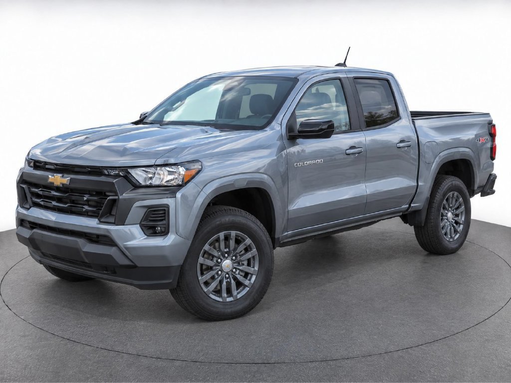 Used 2023 Chevrolet Colorado LT w/ LT Convenience Package AWD/4WD image 2