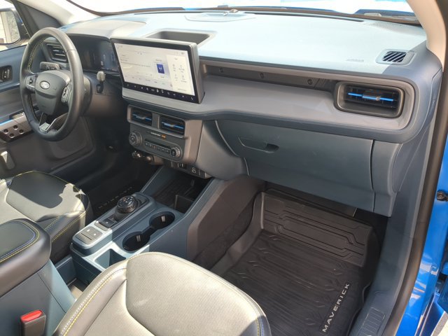 Certified 2025 Ford Maverick Lobo AWD/4WD image 39