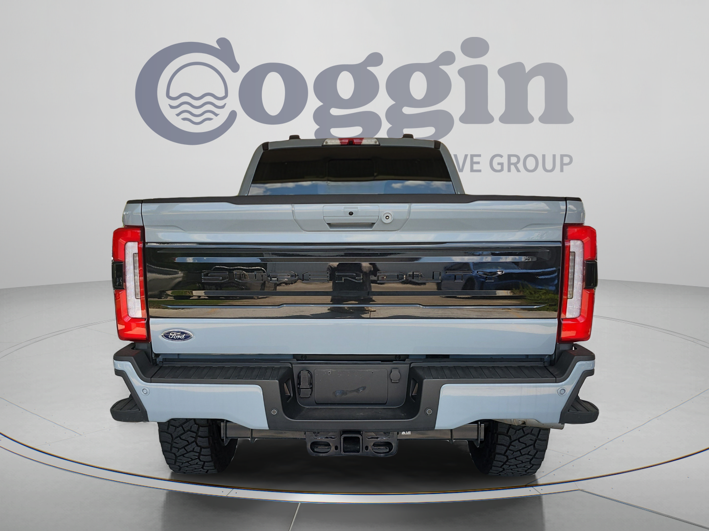 Certified 2026 Ford F250 Platinum AWD/4WD image 4