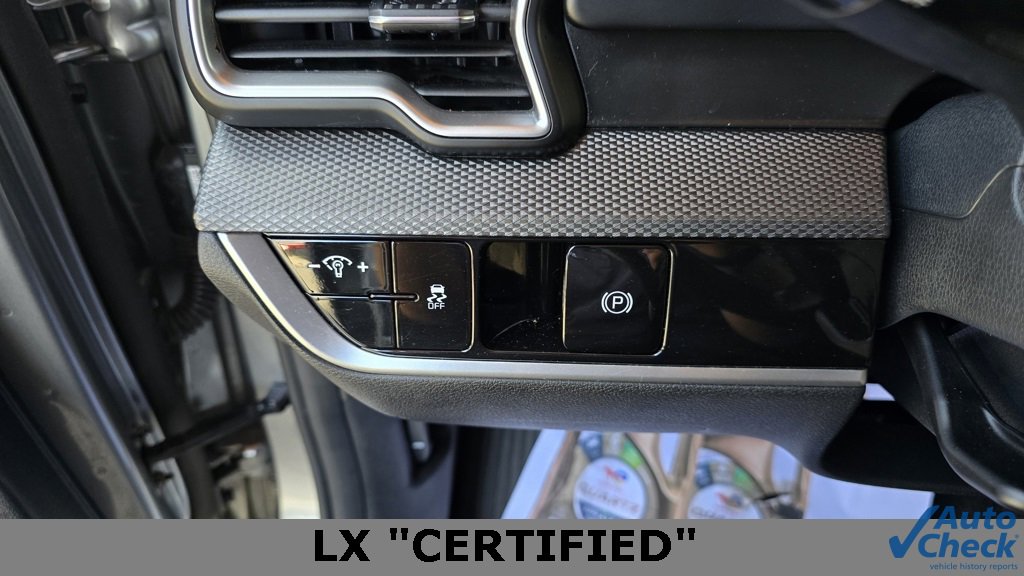 Used 2025 Kia Sportage LX image 29