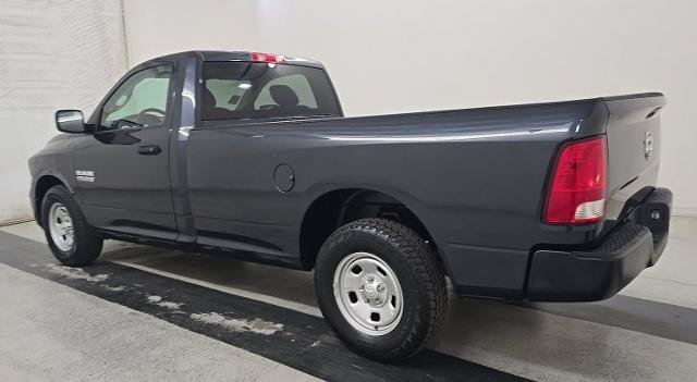 Used 2018 RAM 1500 Express RWD image 4