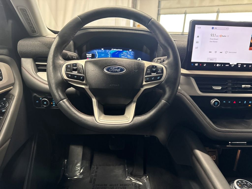 Certified 2025 Ford Explorer Active w/ Active Comfort Package AWD/4WD image 19