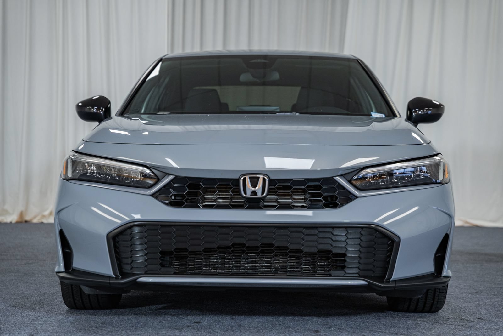Used 2025 Honda Civic Sport image 2