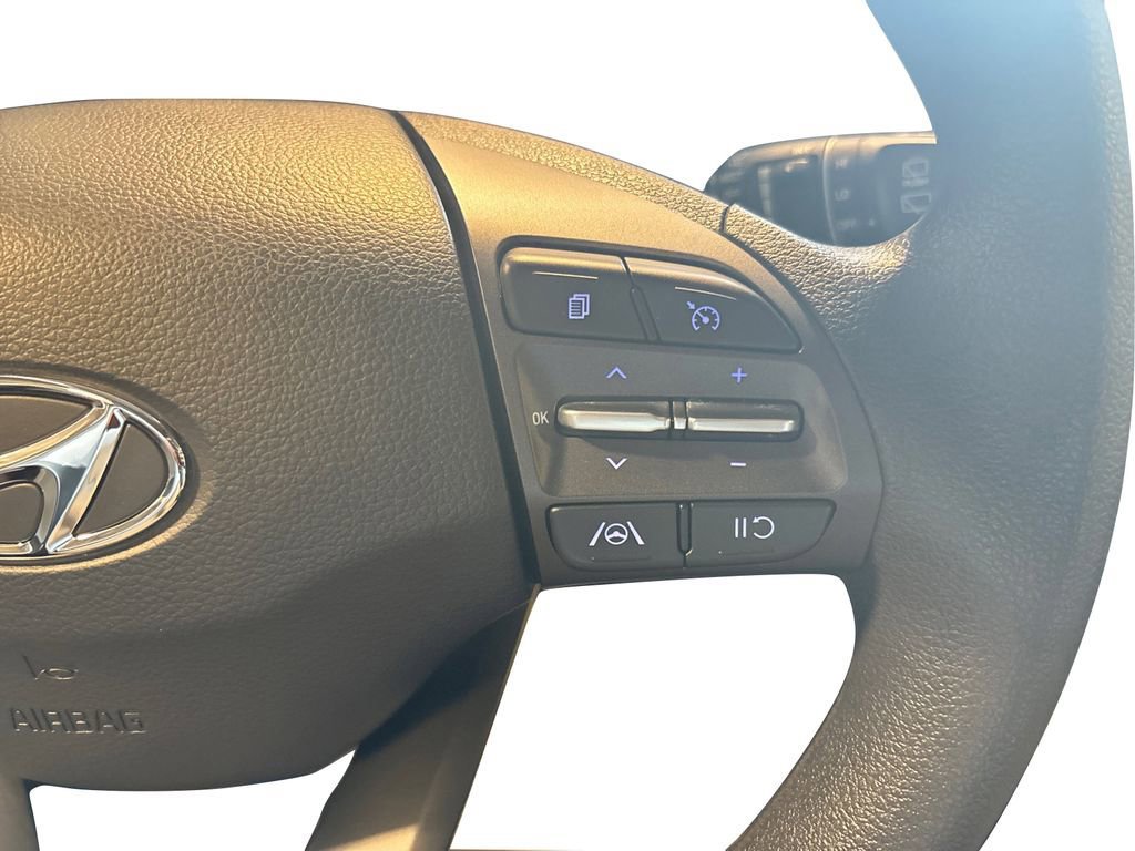 Used 2023 Hyundai Kona SEL w/ Cargo Package image 32