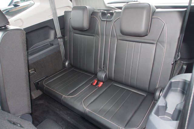 Used 2022 Volkswagen Tiguan SE FWD image 21