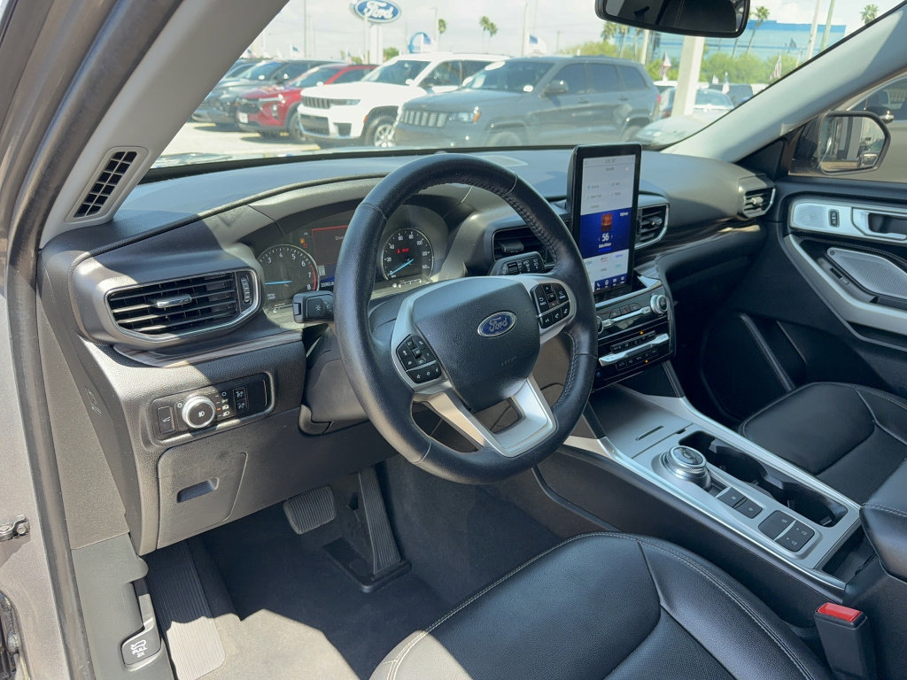 Certified 2023 Ford Explorer Limited w/ Limited Technology Package image 10