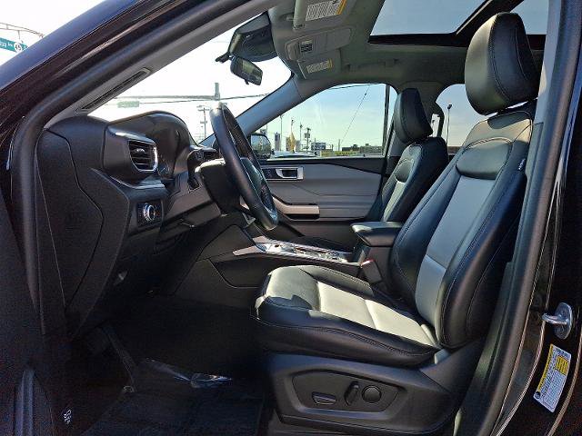 Certified 2023 Ford Explorer XLT w/ Equipment Group 202A image 14