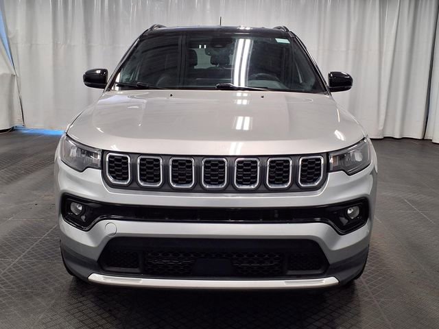 Used 2025 Jeep Compass Limited image 6