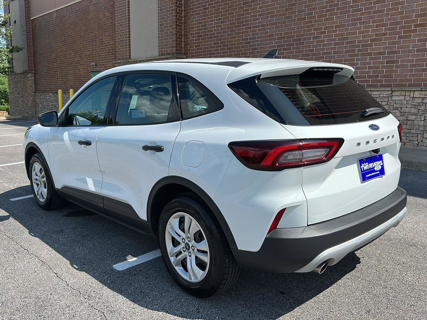 Certified 2023 Ford Escape FWD image 3