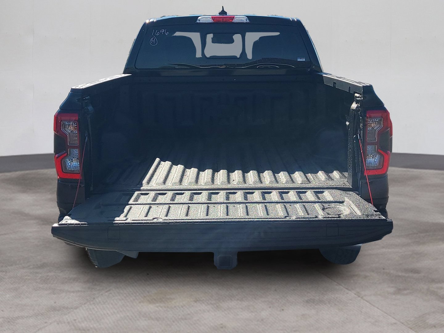 Certified 2025 Ford Ranger Lariat w/ Advanced Towing Package AWD/4WD image 34