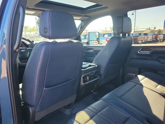 Used 2024 Chevrolet Silverado 2500 High Country w/ High Country Premium Package image 12